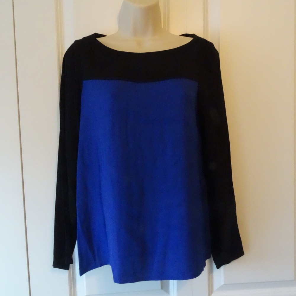 Color block top - Picture 3 of 5